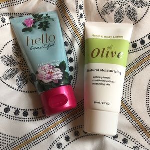 💜 GIFTED 💜Travel Hand Moisturizers
